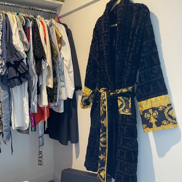 Versace Robe - Picture 2 of 4